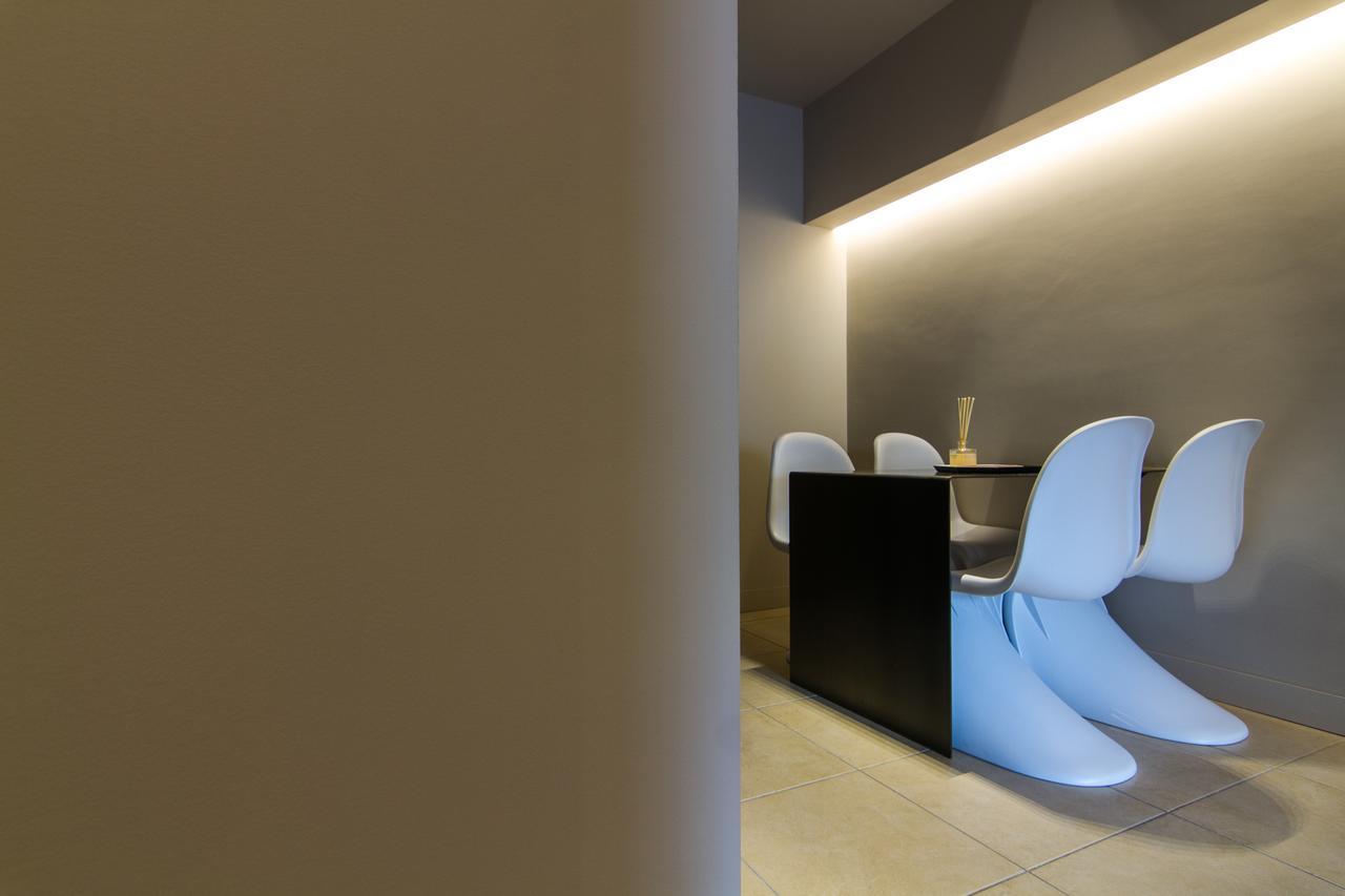 Aba Junior Apartment Veikou Street أثينا المظهر الخارجي الصورة
